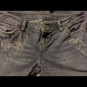 American Eagle Embroidered Jeans